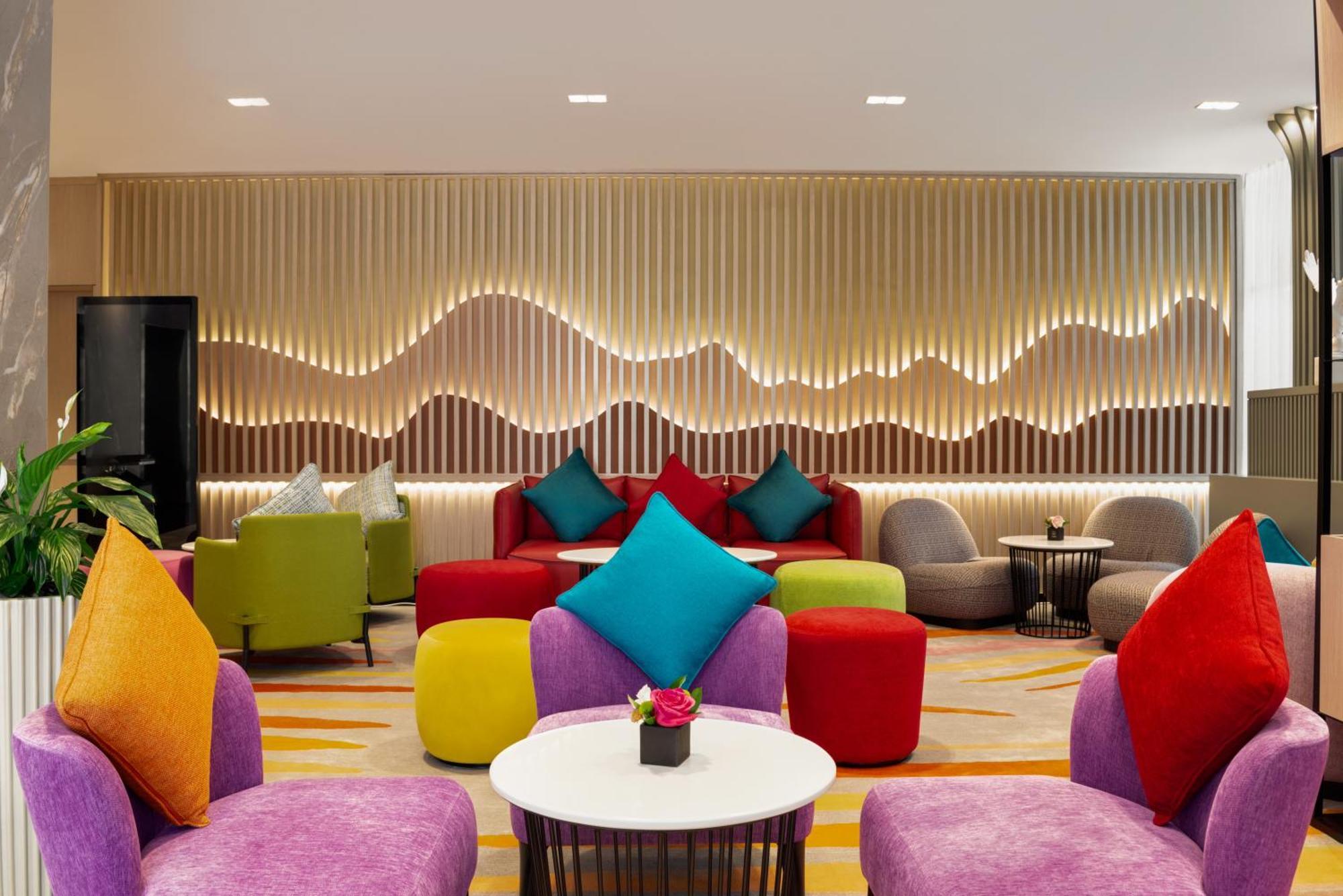 La Quinta By Wyndham Abu Dhabi Al Wahda Hotel Luaran gambar